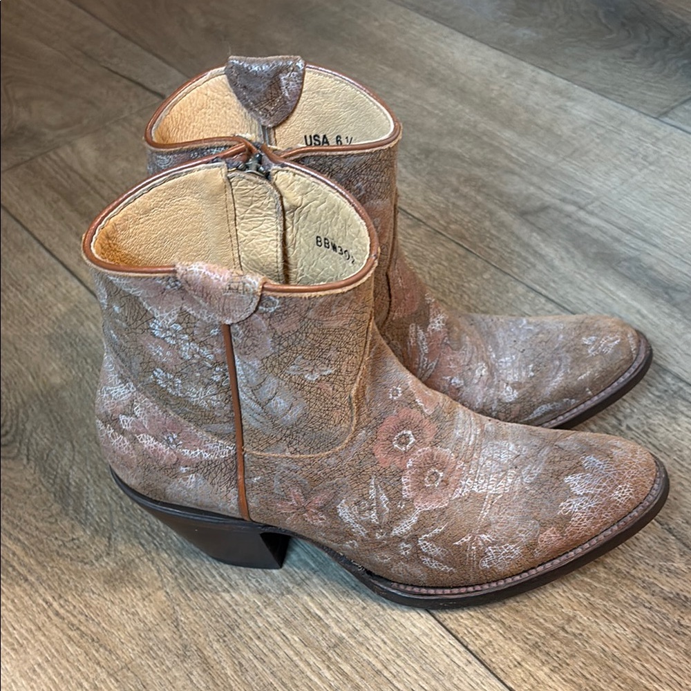 Shyanne Floral Ankle Boots - Brown and Cream